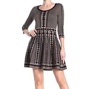 Nina Leonard Knit Sweater Dress Fit & Flare 3/4 Sleeve Crew Neck  Geo Print